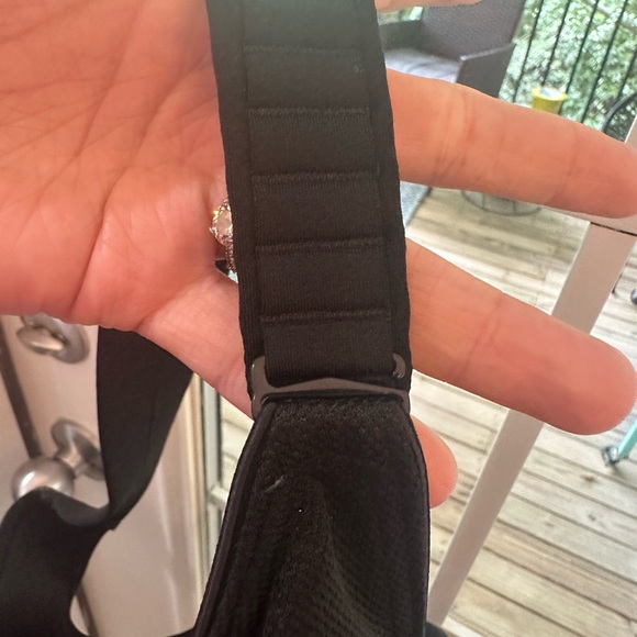 LIVI Max Support Wicking Underwire Sports Bra - Picture 9 of 10